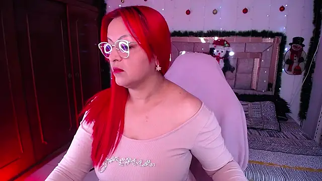 Snapshot of salomecastro_ chatting on 12-16-25, 02:49 salomecastro online show from 12-16-25, 02:49