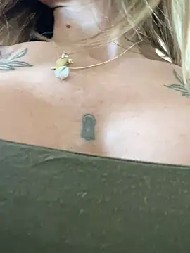 Etwas neugierig online show from 03-05-25, 03:07