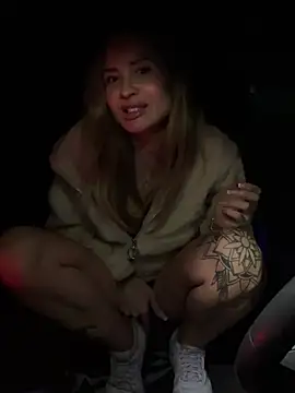 Etwas neugierig online show from 03-11-25, 06:52