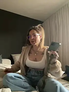 Etwas neugierig online show from 04-14-26, 10:10