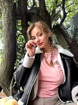 Night dreams online show from 09-25-25, 08:51