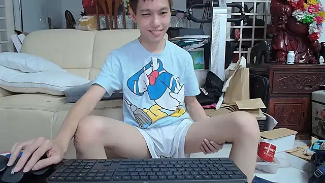 Snapshot of andrewooi chatting on 02-09-25, 03:45 andrewooi online show from 02-09-25, 03:45