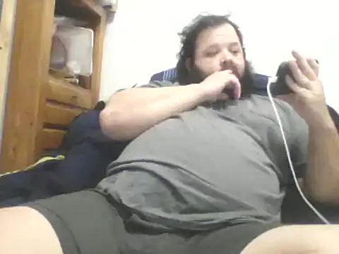 Strongbutgentle36 online show from 01-01-25, 05:01