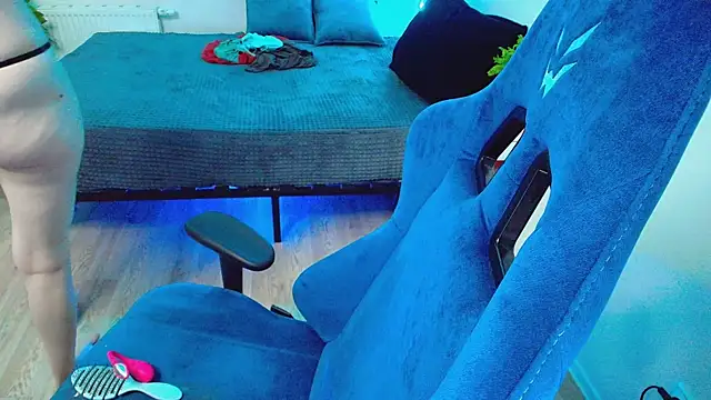 CranberryHot online show from 11-09-25, 02:15