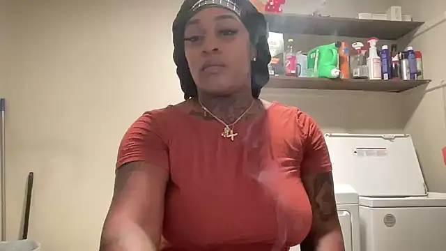 Creamesensation online show from 09-23-25, 03:42