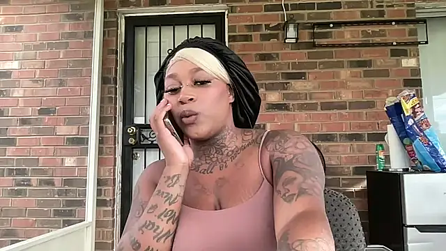 Creamesensation online show from 10-17-25, 02:19