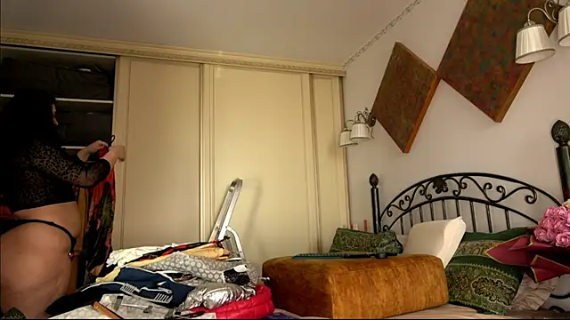 einneuesleben online show from 03-09-25, 09:24