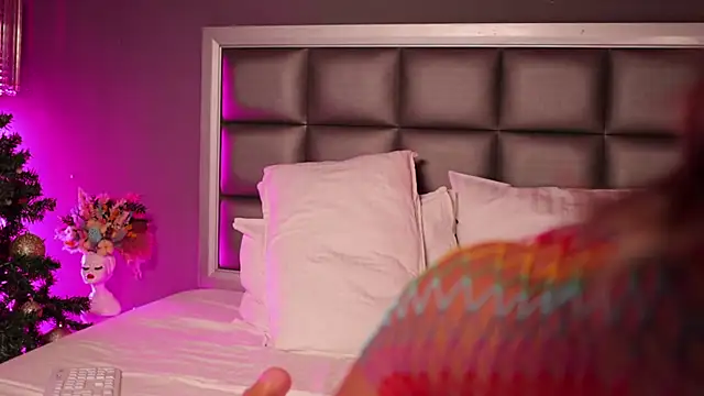 Rachel Quinn  online show from 12-30-24, 11:04