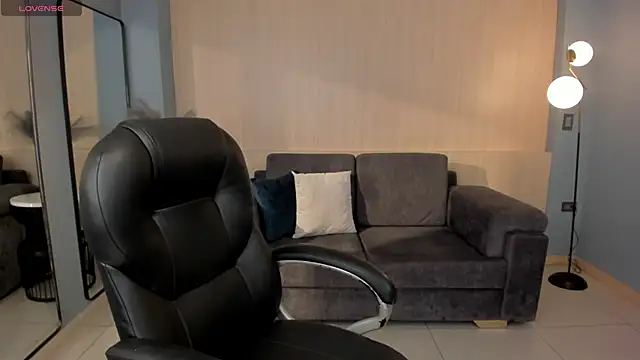 Snapshot of MorganHicks chatting on 01-21-25, 07:28 MorganHicks online show from 01-21-25, 07:28