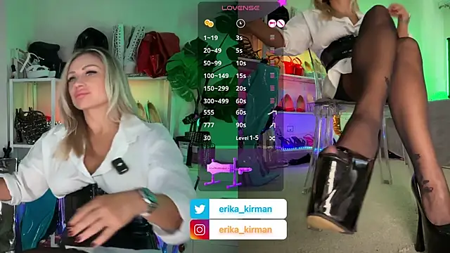 Snapshot of Erika_Kirman chatting on 09-26-25, 01:15 Erika Kirman online show from 09-26-25, 01:15