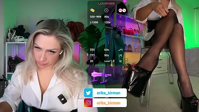 Snapshot of Erika_Kirman chatting on 10-07-25, 10:23 Erika Kirman online show from 10-07-25, 10:23