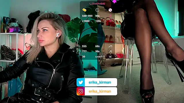 Snapshot of Erika_Kirman chatting on 12-05-25, 11:19 Erika Kirman online show from 12-05-25, 11:19