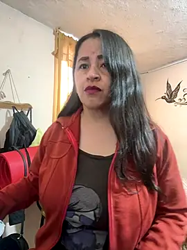 latinfemale online show from 10-12-25, 09:47