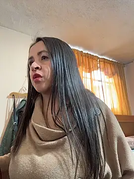 latinfemale online show from 04-20-26, 08:43