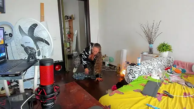 IamYourNarcotic online show from 10-21-25, 11:44