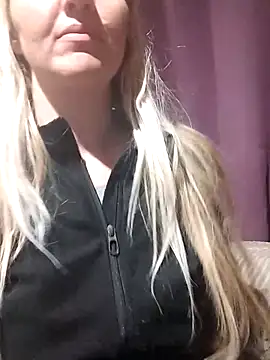 Snapshot of Mllesha74000 chatting on 01-18-26, 06:55 Mllesha74000 online show from 01-18-26, 06:55