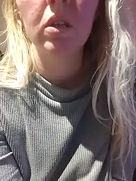 Snapshot of Mllesha74000 chatting on 02-06-26, 07:06 Mllesha74000 online show from 02-06-26, 07:06