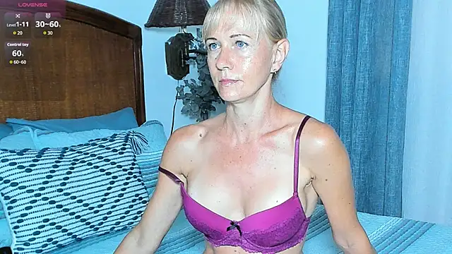 Christine 35 online show from 09-16-25, 12:50