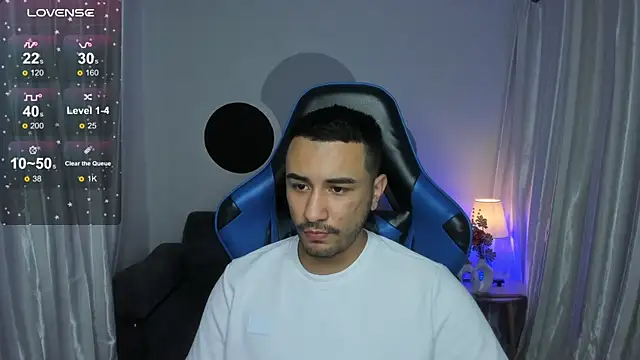 Snapshot of Nick_Moca chatting on 12-21-24, 09:36 Nick Moca online show from 12-21-24, 09:36