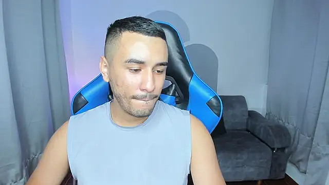 Snapshot of Nick_Moca chatting on 01-06-25, 10:58 Nick Moca online show from 01-06-25, 10:58