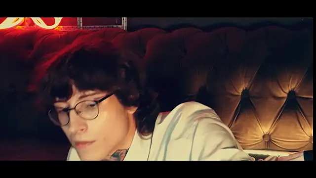 HotDogsStudio online show from 05-28-26, 05:54