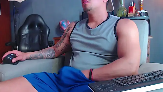 geirge teacherxx online show from 11-21-25, 04:27