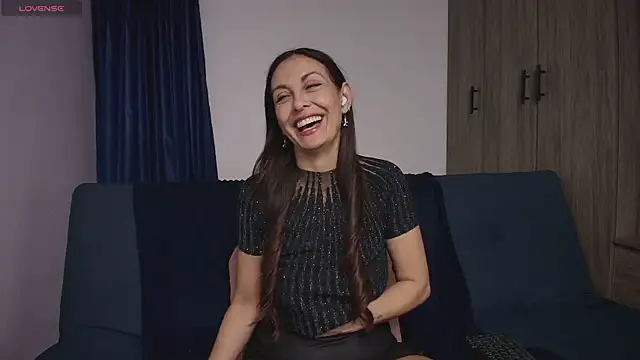 Swetisabella01 online show from 05-16-26, 12:51
