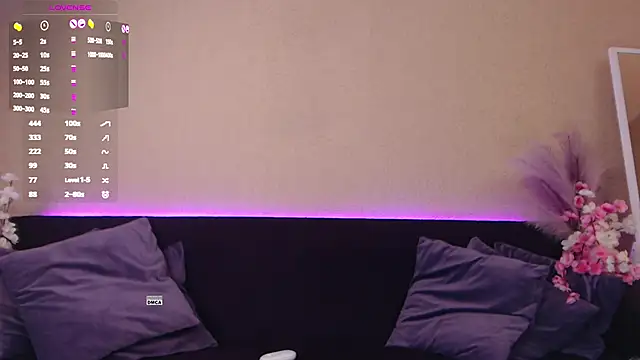 Snapshot of anna_chatstrip chatting on 11-01-25, 12:18 anna chatstrip online show from 11-01-25, 12:18