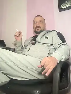 Snapshot of DanielOhCool chatting on 12-16-24, 12:27 DanielOhCool online show from 12-16-24, 12:27