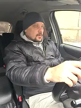 Snapshot of DanielOhCool chatting on 02-06-25, 10:59 DanielOhCool online show from 02-06-25, 10:59