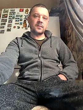 Snapshot of DanielOhCool chatting on 02-26-25, 07:31 DanielOhCool online show from 02-26-25, 07:31