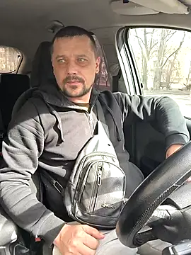 Snapshot of DanielOhCool chatting on 03-14-25, 08:10 DanielOhCool online show from 03-14-25, 08:10