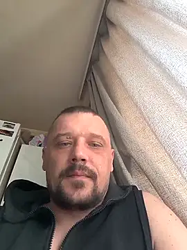 Snapshot of DanielOhCool chatting on 03-20-25, 11:05 DanielOhCool online show from 03-20-25, 11:05