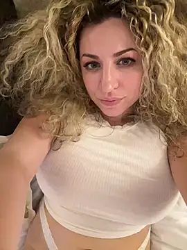 miamellycious online show from 02-21-25, 08:18