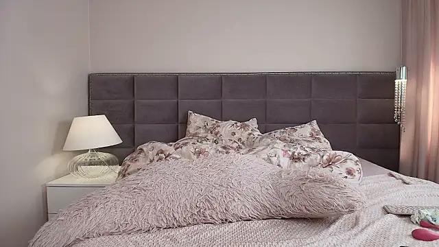 sensual jasmine online show from 03-22-26, 08:40