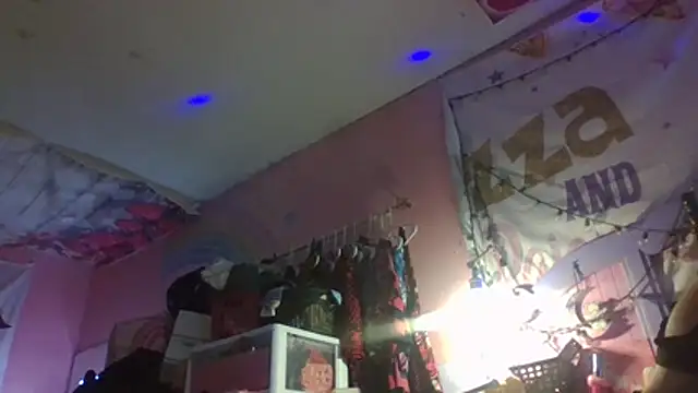 Snapshot of PinkyMarie0729 chatting on 08-06-26, 03:58 PinkyMarie0729 online show from 08-06-26, 03:58