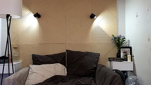 Snapshot of Elizavetta_Miller chatting on 12-21-25, 11:28 Elizavetta Miller online show from 12-21-25, 11:28