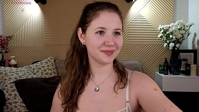 Snapshot of Elizavetta_Miller chatting on 03-11-26, 04:57 Elizavetta Miller online show from 03-11-26, 04:57