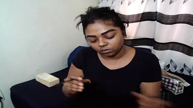 Snapshot of Indian_FireXX chatting on 10-07-25, 05:48 Indian FireXX online show from 10-07-25, 05:48