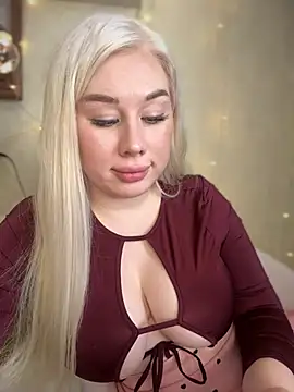 LaraHollywood online show from 01-27-25, 06:30