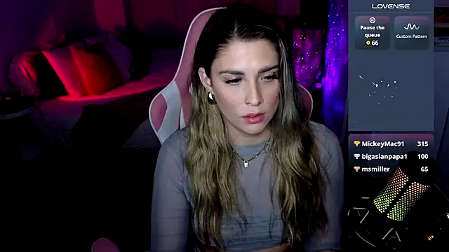 Snapshot of queenxlexy chatting on 12-11-24, 10:38 queenxlexy online show from 12-11-24, 10:38