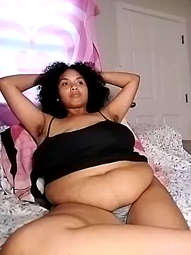 Snapshot of TasteeKitty chatting on 11-06-25, 11:26 TasteeKitty online show from 11-06-25, 11:26