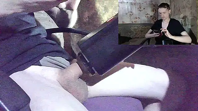 Snapshot of Babi_Kisi chatting on 03-18-25, 01:42 Babi Kisi online show from 03-18-25, 01:42