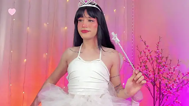 Snapshot of rosseblondee chatting on 11-01-25, 09:06 rosseblondee online show from 11-01-25, 09:06