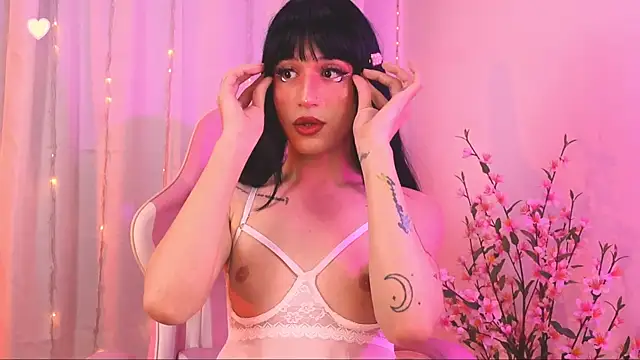 Snapshot of rosseblondee chatting on 12-03-25, 10:52 rosseblondee online show from 12-03-25, 10:52