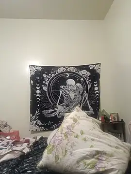 Snapshot of FUNINWV9 chatting on 01-10-26, 12:01 FUNINWV9 online show from 01-10-26, 12:01