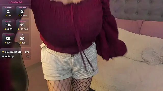 Snapshot of _Abril_W chatting on 01-25-25, 02:04 Abril W online show from 01-25-25, 02:04