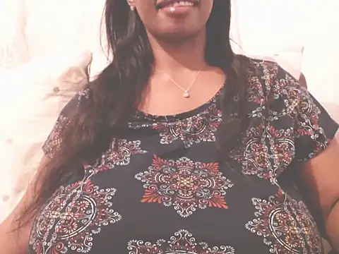 Snapshot of MissTits chatting on 03-20-25, 01:13 MissTits online show from 03-20-25, 01:13