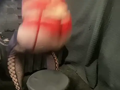 xdresserwithass online show from 03-21-25, 11:01