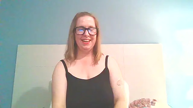 Snapshot of SweetandNaughty1 chatting on 12-05-24, 03:15 SweetandNaughty1 online show from 12-05-24, 03:15